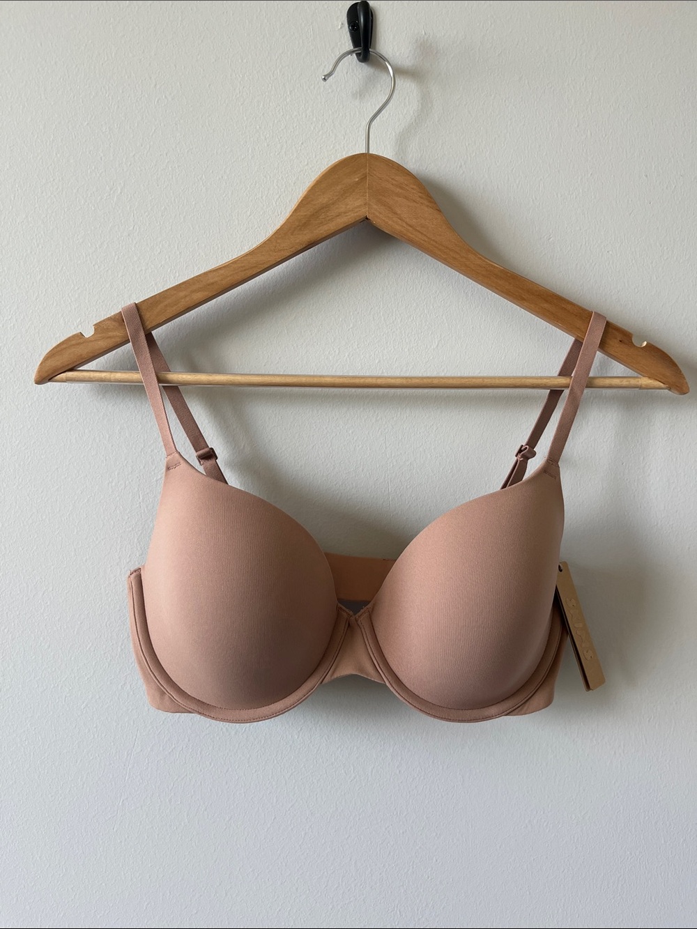 SKIMS Fits Everybody T-Shirt Bra 34D NWT Sienna Color - Picture 1 of 10